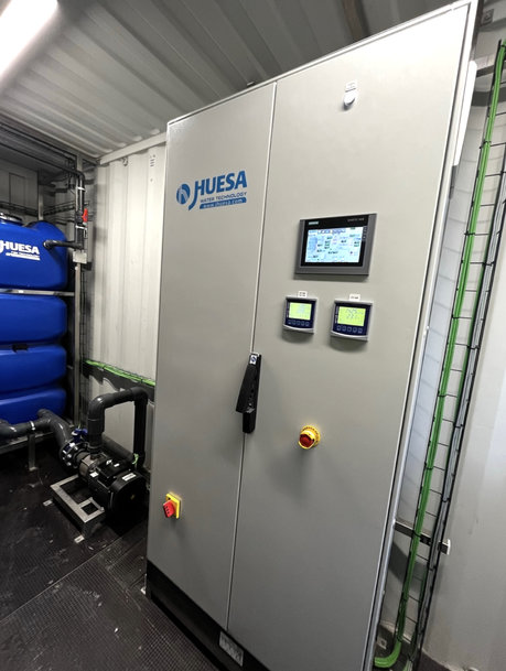 Jhuesa completes an industrial water supply plant using reverse osmosis in the personal hygiene sector